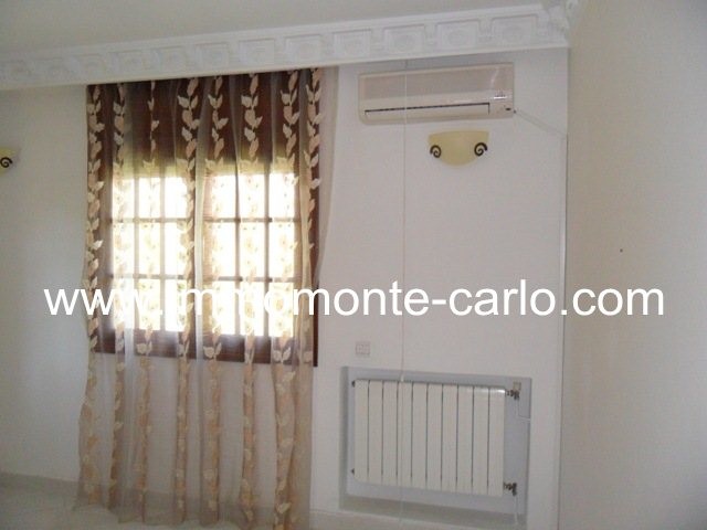 A louer villa avec piscine et chauffage central Souissi RABAT — 5
