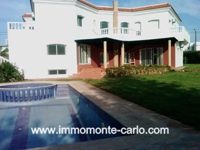 Location d’une villa d’architecte avec piscine à Souissi Rabat — 3