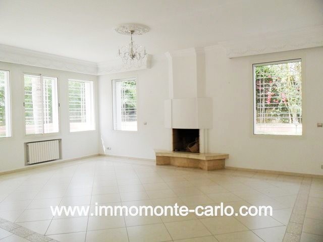 Location villa avec piscine à Rabat au quartier Souissi