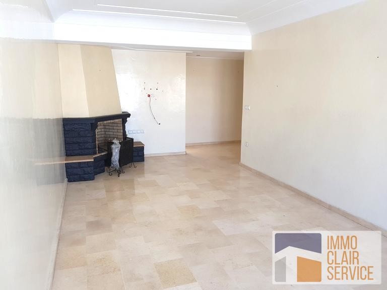 Sur val fleuri location vide d'un joli appartement — 3