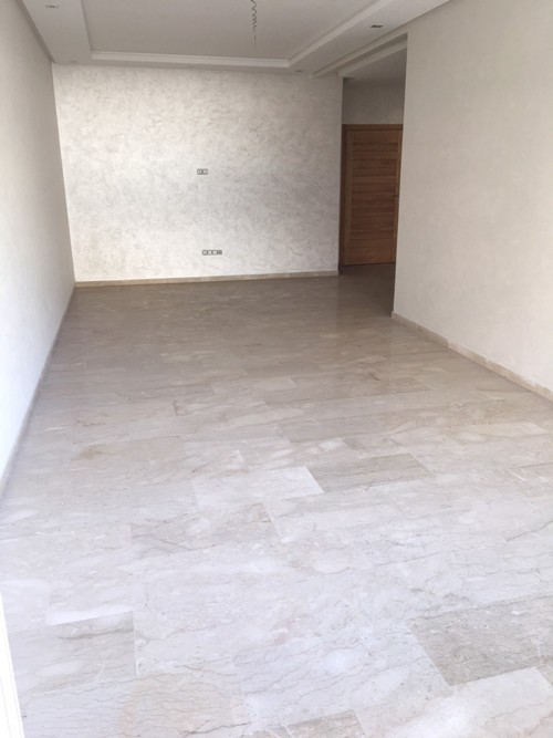 A vendre appartement lumineux de 130m² dans le quartier de 2 Mars — 2