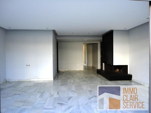 Location Rez De Jardin 157m² Quartier Bouskoura — 2