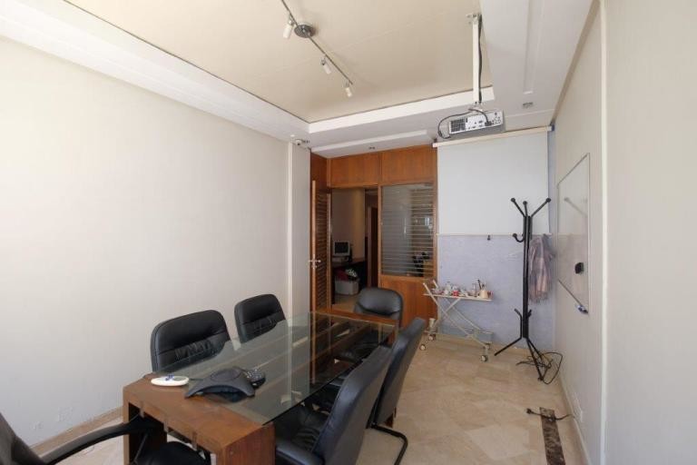 Bureau 91 m² à Boulevard Al Massira Al Khadra — 7
