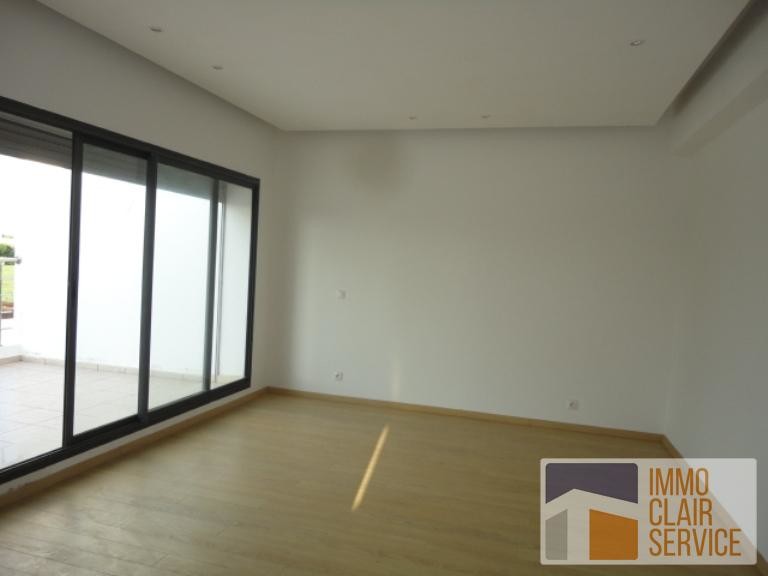 Belle villa en location vide sur dar bouazza — 5