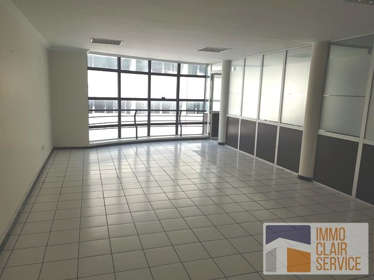 Location Bureau bien agencé sur belvédère 92m²
