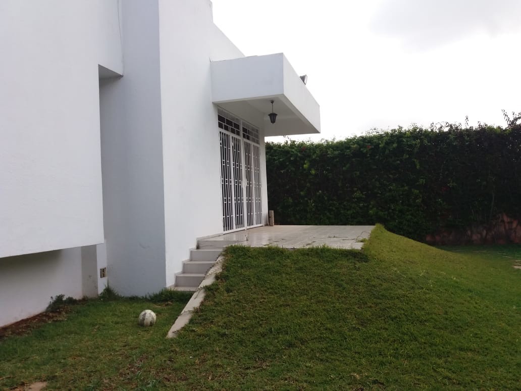 Location Villa — 2
