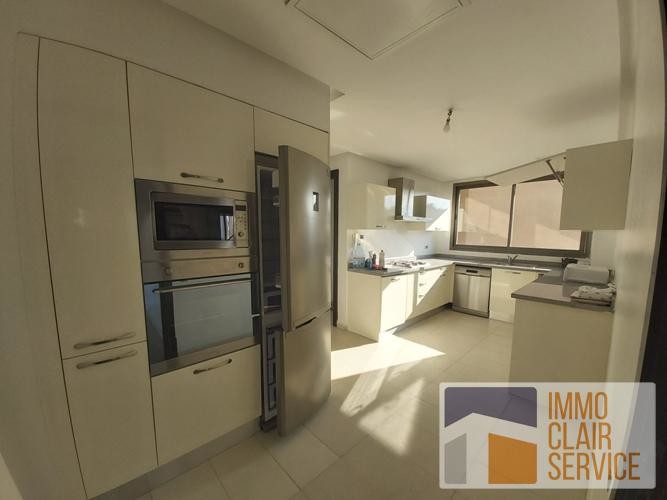 Appartement de 4 chambres de 226m² sans vis-a-vis à Gauthier — 4