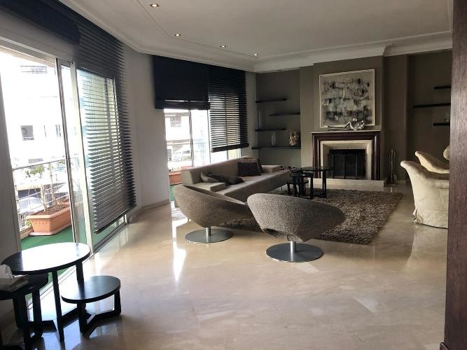Appartement moderne de haut standing climatisé en location meublé au Racine Casablanca — 6