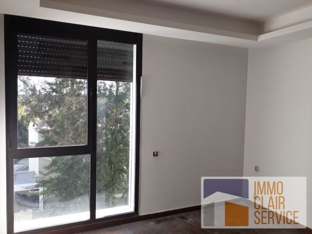 Appartement neuf à louer — 4