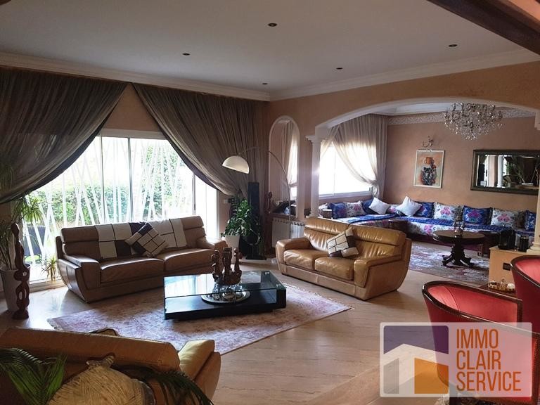 Une jolie villa en location meublée sur ain diab 408m² — 3