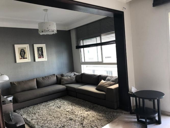 Appartement moderne de haut standing climatisé en location meublé au Racine Casablanca — 4