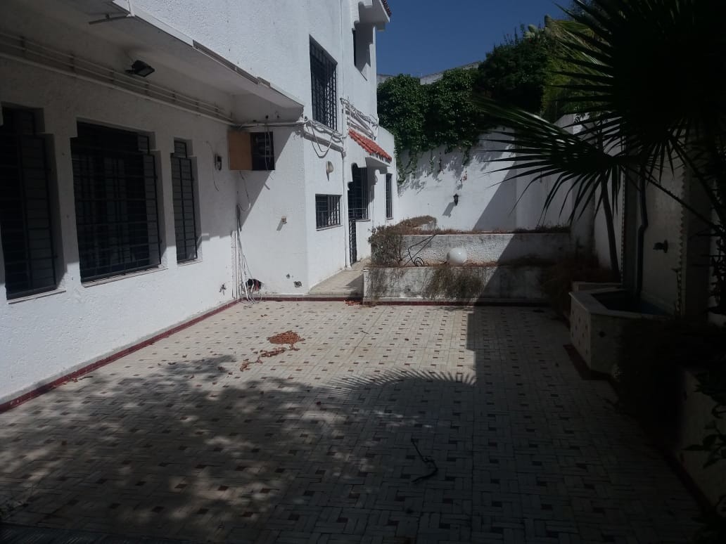 Villa 500 m² à CIL — 10