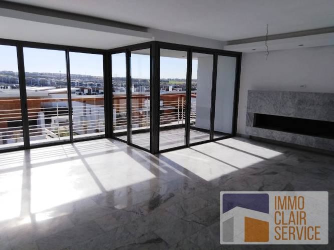 Location d'un appartement moderne non meublé — 2