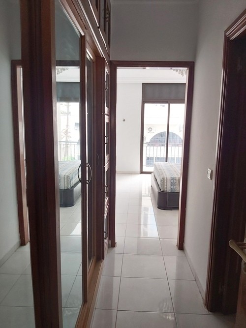 Appartement en location meublé avec terrasse au quartier des hôpitaux Casablanca — 4