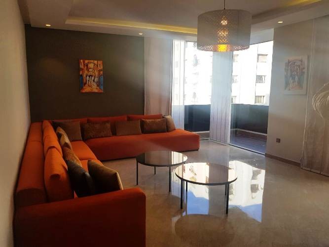 Appartement en location meublé de haut standing au quartier Racine, Casablanca. — 2
