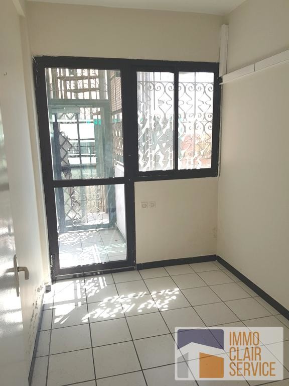 Location Bureau bien agencé sur belvédère 92m² — 5