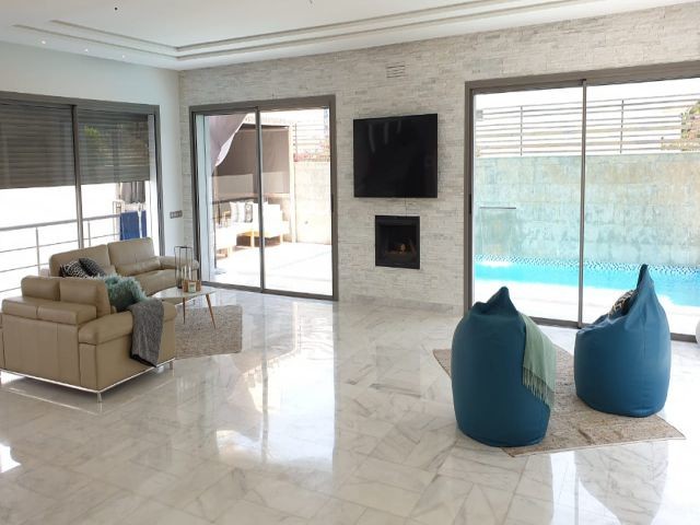 villa prodigieuse en location vide sur Souissi — 3