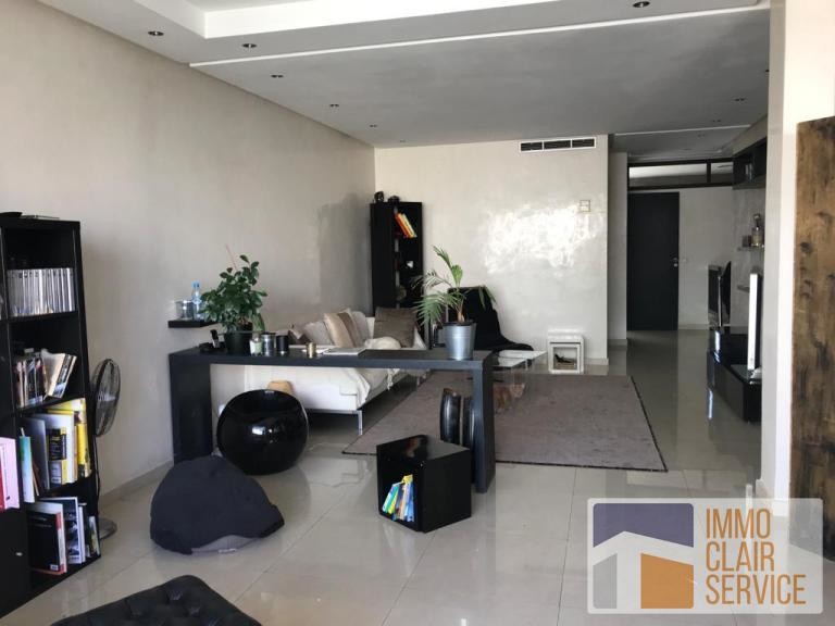 Location Duplex Avec Terrasse 190m² Quartier Racine