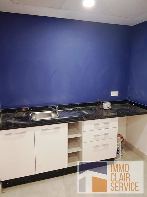 Bureau 200 m² à Abdelmoumen — 8