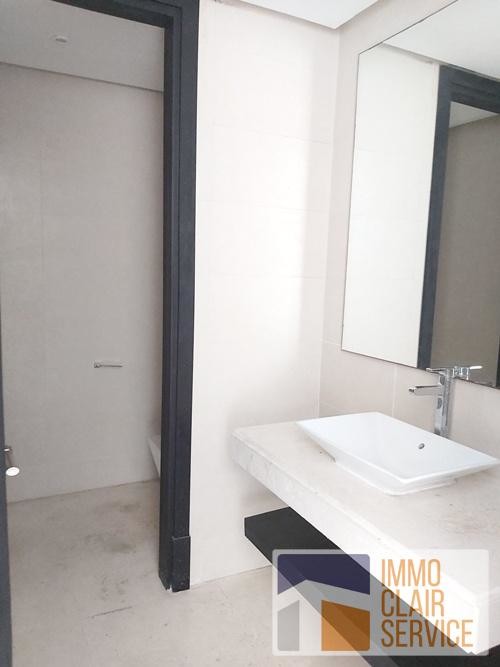 Appartement de 4 chambres de 226m² sans vis-a-vis à Gauthier — 3
