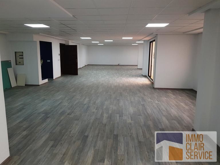 Bureau rénové à neuf en location sur bd Abdelmoumen — 2