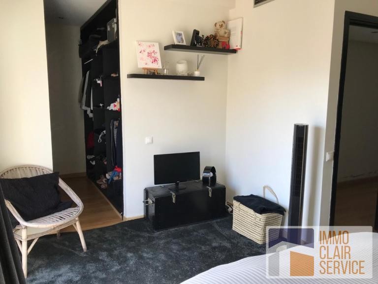Location Duplex Avec Terrasse 190m² Quartier Racine — 2