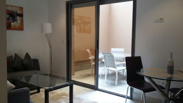 Joli studio meublé en location sur quartier Maarif — 2