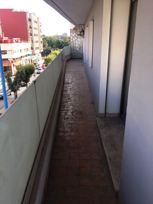 A vendre appartement lumineux de 130m² dans le quartier de 2 Mars — 3