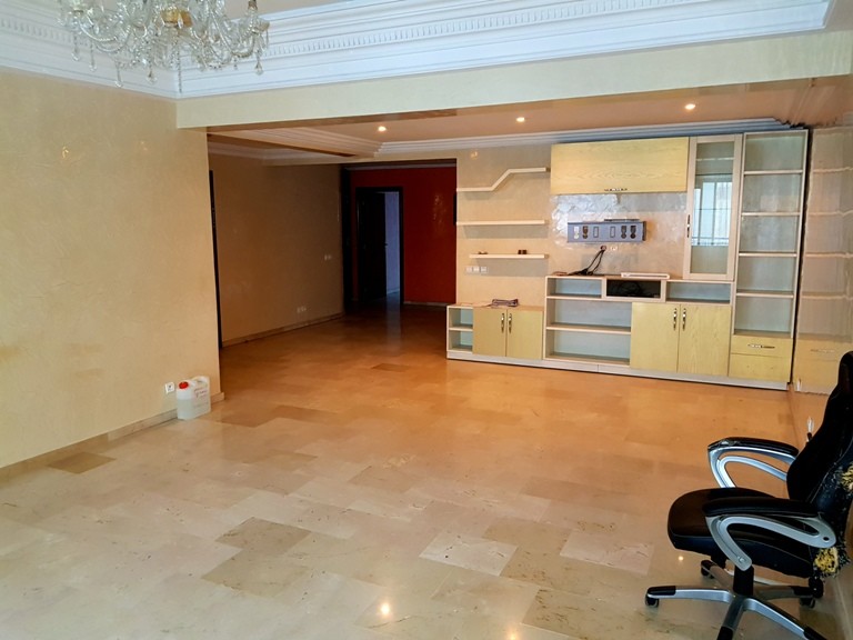 Vente Appartement Avec Terrasse Quartier 2 Mars — 3