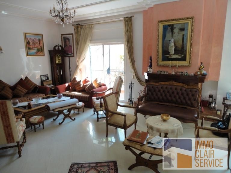Vente d'une villa spacieuse sur sidi Maarouf — 4