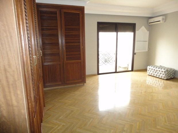 Location appartement semi-meublé au Quartier Gauthier Casablanca — 4