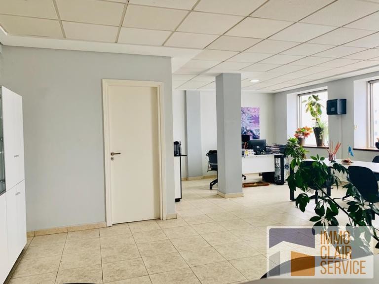 Location Plateau de bureau 65m² centre ville — 2