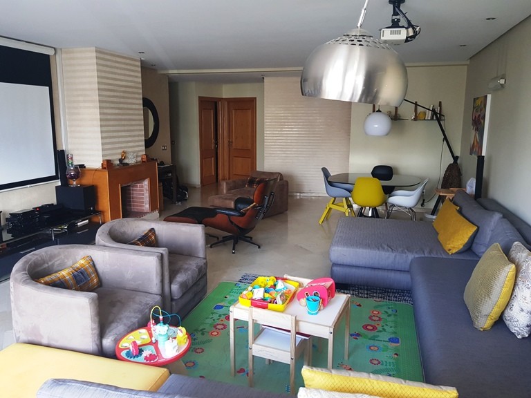 Racine joli appartement en vente — 2