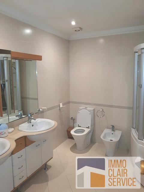 Appartement 242 m² à Racine — 8