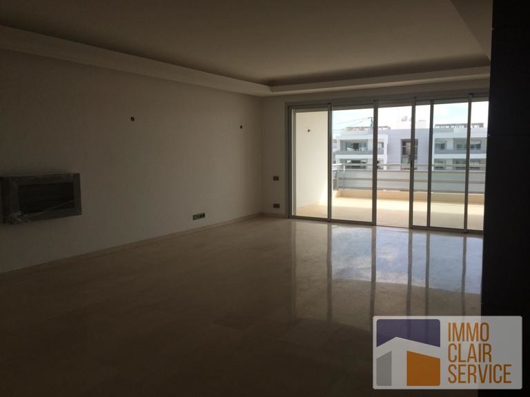 Bel appartement en location vide sur quartier Ain diab — 6