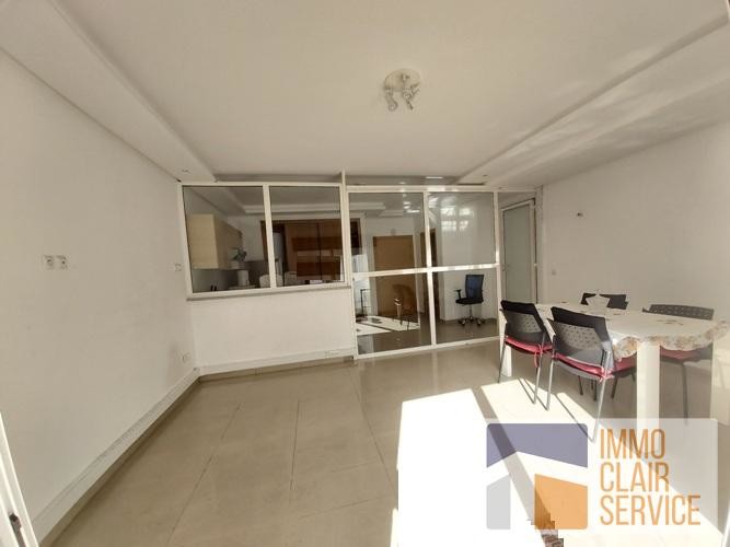 Vente Studio de 50 m² habitation ou bureau proche consulat de France