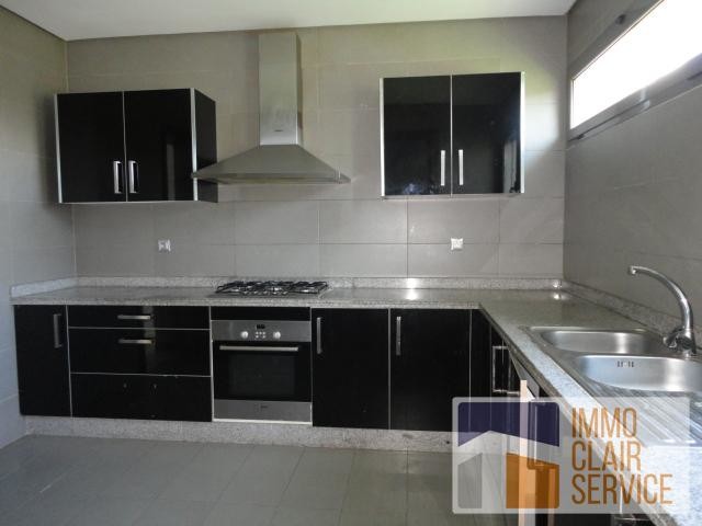 Location Rez De Jardin 157m² Quartier Bouskoura — 4