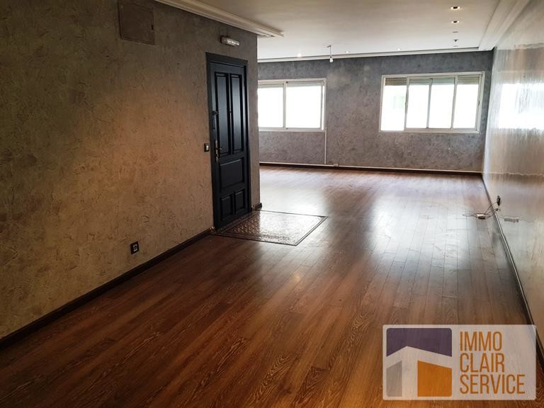 vente d'un joli appartement Quartier Racine — 2
