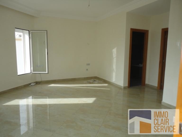 Villa 360 m² à Dar Bouazza — 8