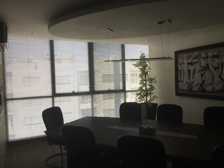 Vends Bureau — 5