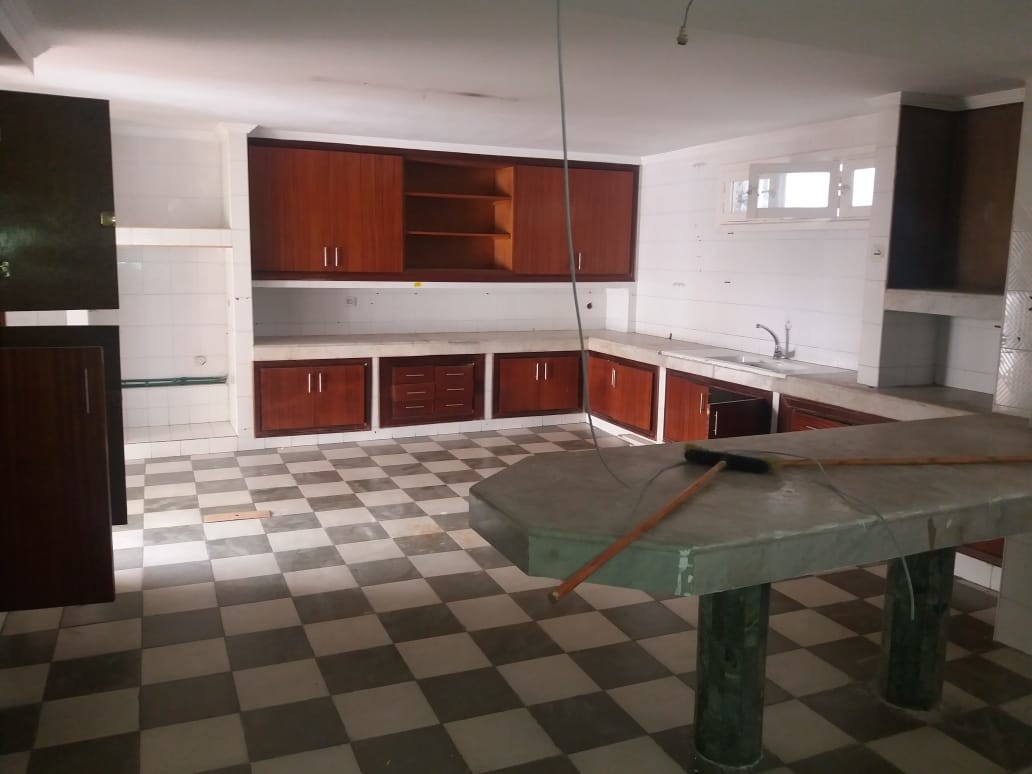Villa 500 m² à CIL — 8
