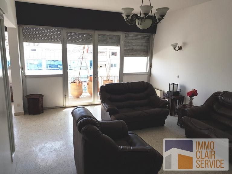 Un appartement spacieux en location semi meublé sur quartier Maarif — 3