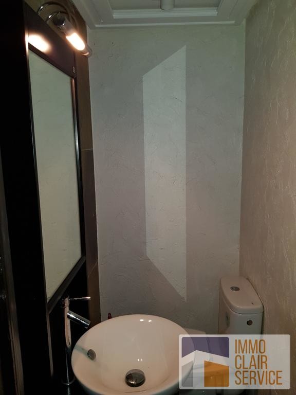 vente d'un joli appartement Quartier Racine — 4