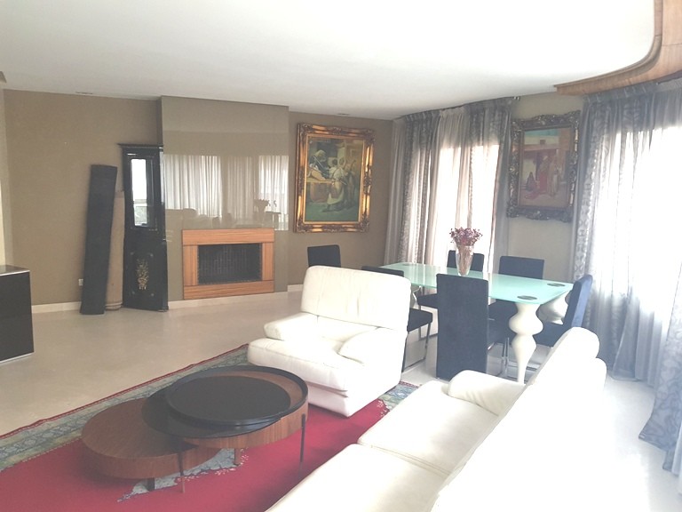 Location Appartement Meublé 130m² Triangle D'or — 3