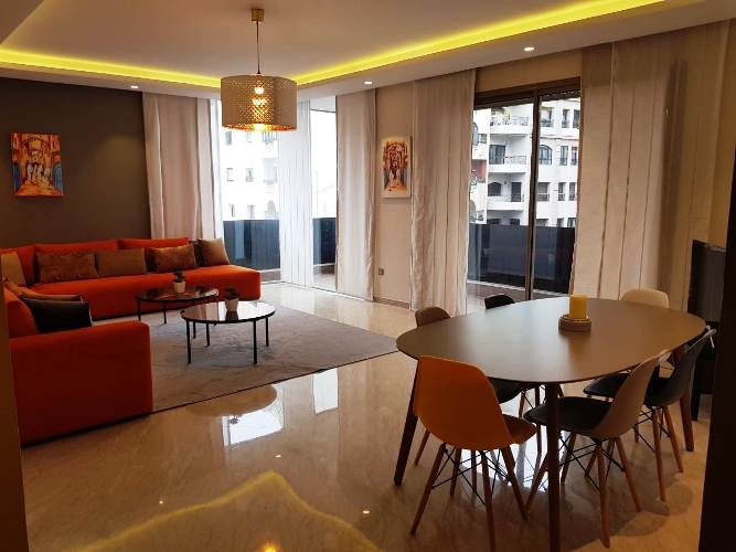 Appartement en location meublé de haut standing au quartier Racine, Casablanca.