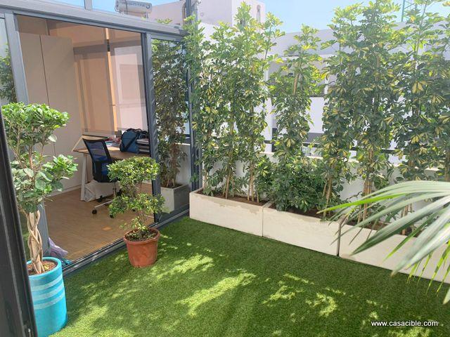 Bd Anoual: Studio HS meublé avec terrasse.