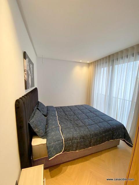 Gauthier: studio neuf meublé 51m². — 4