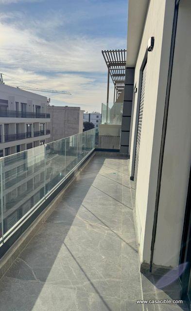 Les princesses: 2 chambres, terrasse de 12 m².