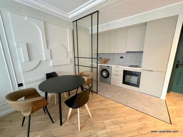 Triangle d'or: studio luxueux, terrasse. — 3