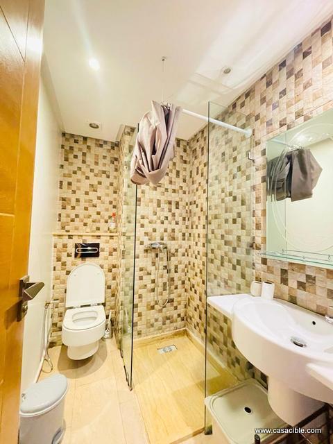 Les princesses: studio haut standing meublé 70m², terrasse. — 6